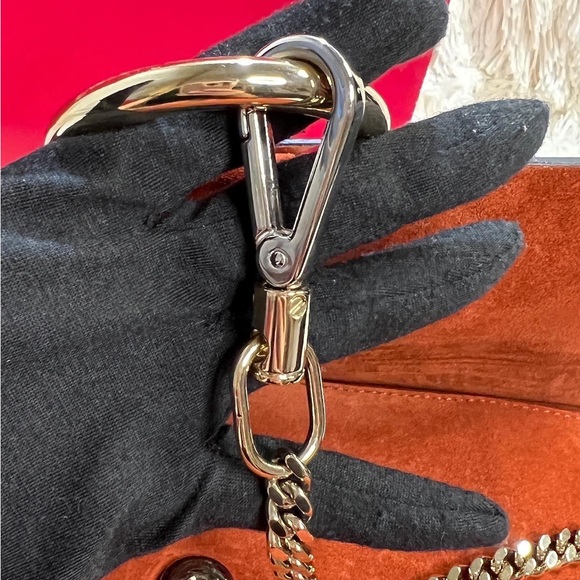 Authentic CHLOE Medium Faye Bag - Picture 9 of 10